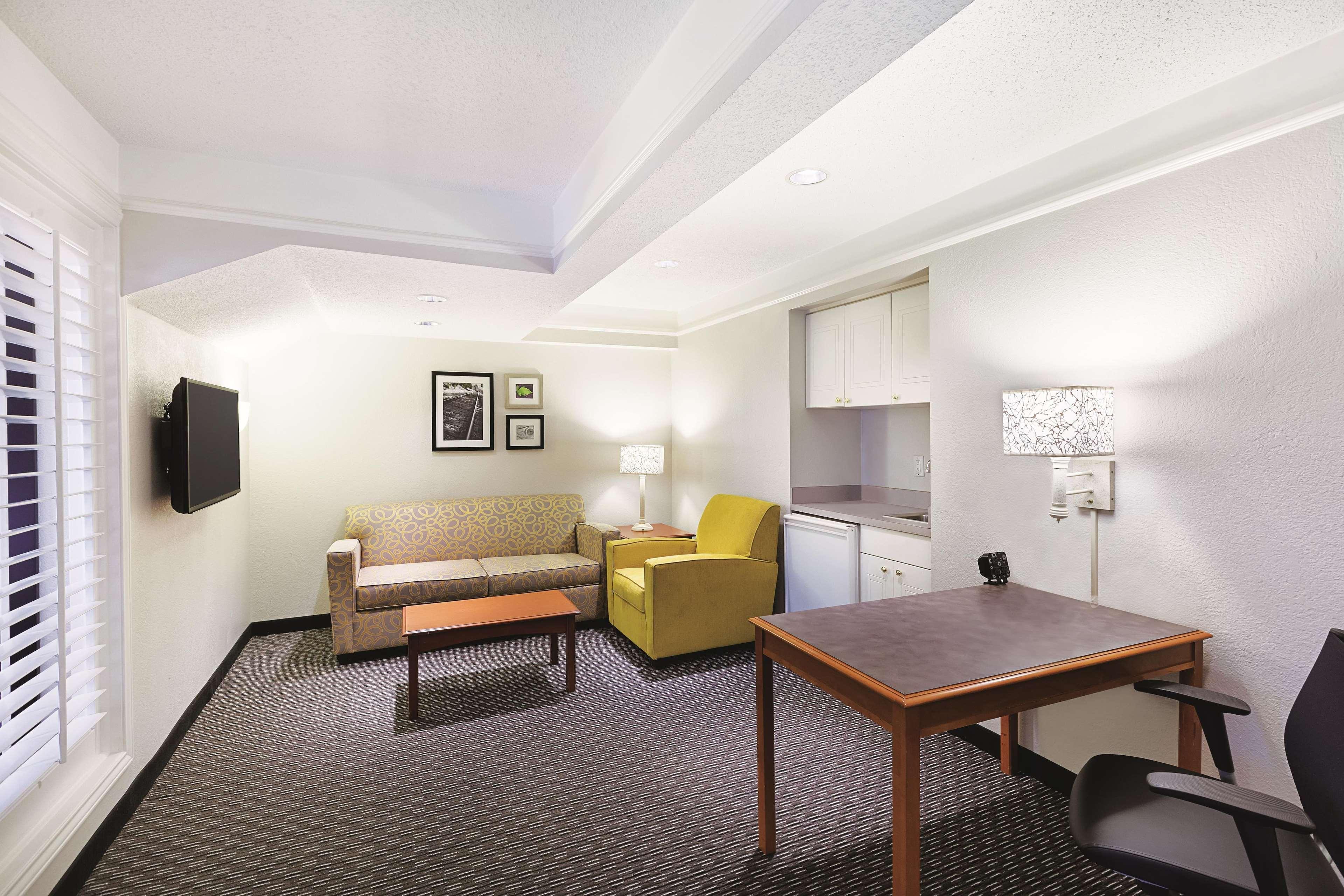La Quinta By Wyndham Raleigh Durham Intl Ap Hotell Morrisville Eksteriør bilde