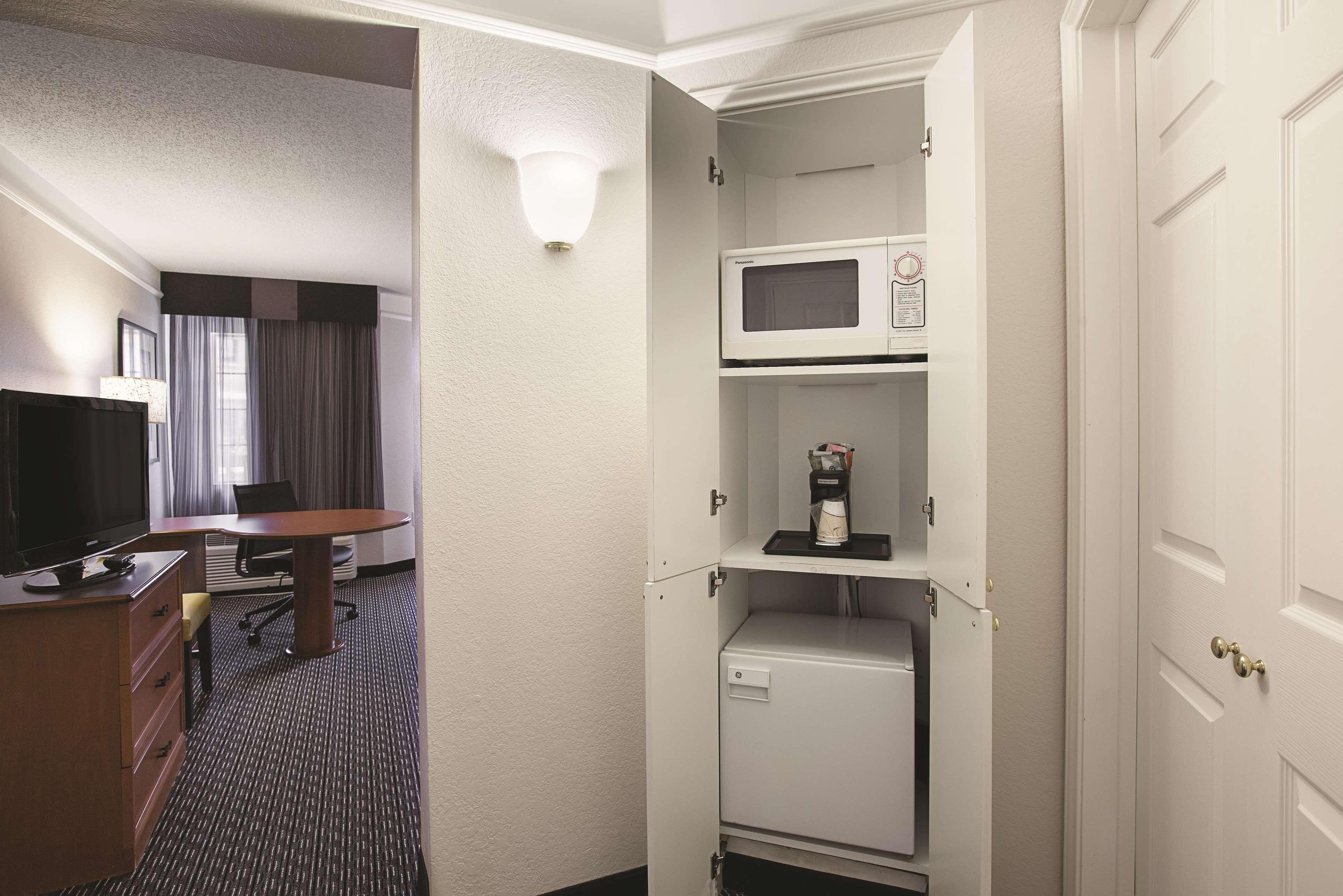 La Quinta By Wyndham Raleigh Durham Intl Ap Hotell Morrisville Eksteriør bilde