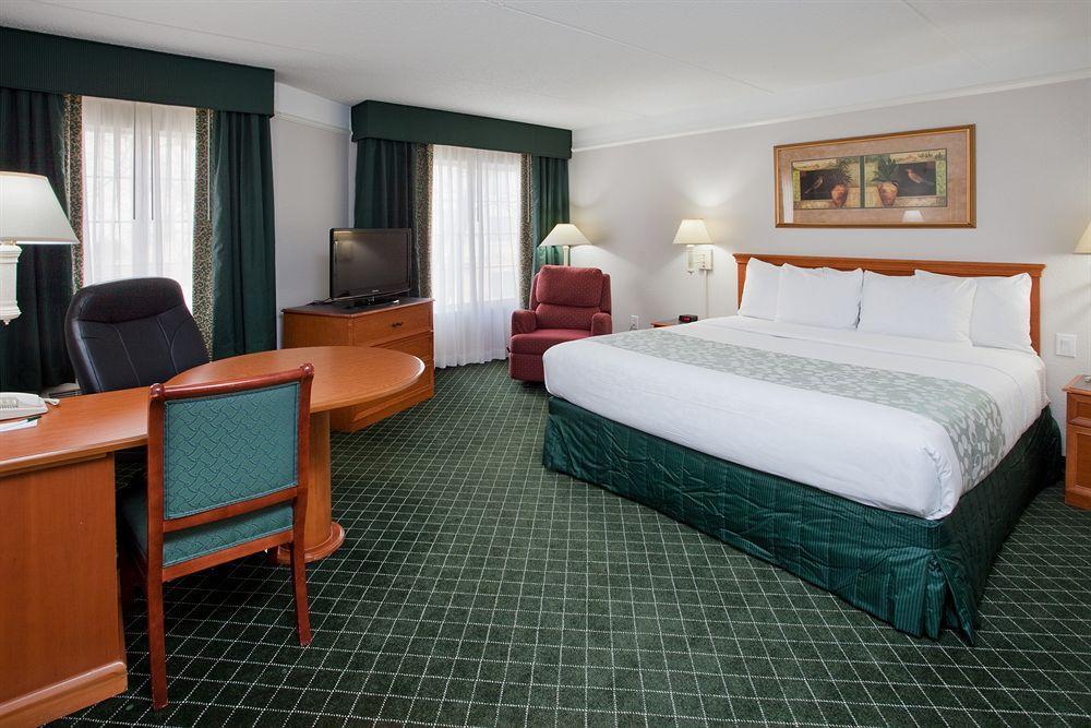 La Quinta By Wyndham Raleigh Durham Intl Ap Hotell Morrisville Eksteriør bilde